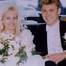 It was pretty messed up, and i want to read more, and try to understand their thought processes. Deadly Duo Of Serial Killers Karla Homolka And Paul Bernardo