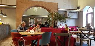 Barbu vacarescu 3 (colt cu stefan cel mare)telefon: Restocracy