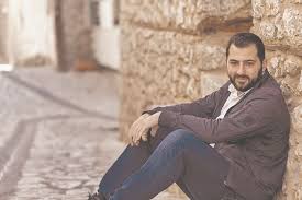 Ο περιφερειάρχης στερεάς ελλάδας φάνης σπανός καθόρισε επτά βήματα για την ανασυγκρότηση της βόρειας εύβοιας στις συναντήσεις εργασίας με τον πρωθυπουργό κυριάκο μητσοτάκη, τον σταύρο μπένο και με μέλη του. Evia Top Fanhs Spanos H Kybernhsh Antimetwpizei Tis Perifereies San Peiramatozwo