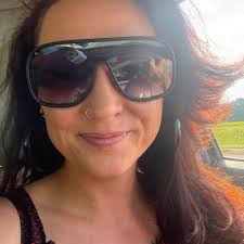 The last picture is my hair currently. My hair is to my waist. I am looking  for a skilled hair stylist to do something along the lines of these two  pictures to