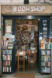 36 Hours Chasing The Roman Sun Book Cafe Bookstore Cafe Cozy Coffee Shop