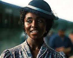 Ashleigh Foster's Instagram, Twitter & Facebook