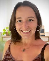 Rachel Lessard's Instagram, Twitter & Facebook