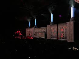 Roger waters us + them may 21, 2017 setlist. Roger Waters Us Them Tour In Melbourne Absolutely Stunning Visuals Pinkfloyd