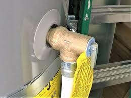 Series 100xl temperature and pressure relief valves are used in water heater and hot water storage tank applications to provide automatic temperature and pressure protection to hot water supply tanks and hot water heaters up to 105, 000 btu/hr. The Function Of A T P Valve On A Water Heater