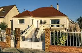 Le Pavillon Une Villa De Banlieue