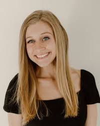 Amie Gill's Instagram, Twitter & Facebook