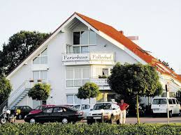 Das hotelrestaurant unmittelbar an der autobahnausfahrt bad krozingen, in dem man fein essen und trinken, feiern und schlafen kann. Fallerhof Hotel Outdooractive Com Bad Krozingen