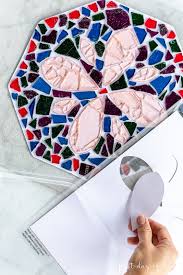 How to Make Beautiful DIY Mosaic Stepping Stones