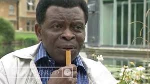 Peter Bastian is playing a straw like a double reed instrument