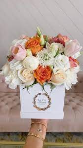 La Vie En Rose Company Fresh Flowers Eternity Roses In Houston Tx Video In 2021 Flower Box Gift Flower Arrangements Diy Floral Arrangements Diy