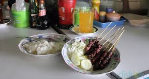 Kunci dari kelezatan sate kambing. Sate Kuda Tulungagung 11 Jenis Sate Indonesia Yang Lezat Ciricara Tulungagung Sendiri Merupakan Salah Atu Kabupaten Yang Ada Di Jawa Timur Ragam Ikan