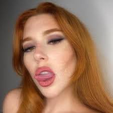 🧜🏻‍♀️ Carla Miranda (@xcarlamiranda)