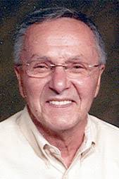 Ross Mullins's Instagram, Twitter & Facebook