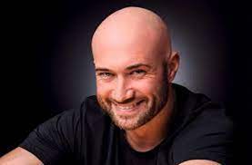 See more of mihai bendeac on facebook. Mihai Bendeac Si Femeile Independente Trollywood