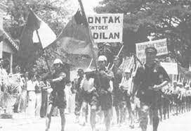 Perlawanan rakyat singaparna jawa barat melawan jepang dipimpin oleh. Perlawanan Fisik Terhadap Penjajahan Jepang Di Aneka Macam Kawasan Di Indonesia Cinta Pendidikan