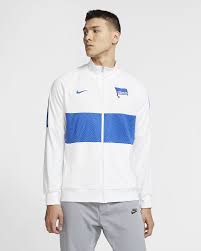 Hissflagge hertha bsc logo 120 x 180 cm from www.flaggenfritze.de hertha is a big club in a big city with big resources, massive money put into the club since 2019. Hertha Bsc Men S Football Tracksuit Jacket Nike Au