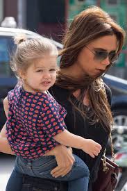 Victoria Bekcham Harper Celebrity Baby Babies David Beckham Family Rodzina Dzieci Harper Beckham Childrens Fashion Trends Victoria Beckham