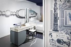 Marcel wanders and his 50 staff team in amsterdam work intensely on a hotel's interior details and innovate and develop them during the project together with their clients. Andaz Amsterdam Prinsengracht