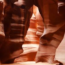 Im upper antelope canyon sind die fototouren mittlerweile oft wochen oder gar monate im voraus ausgebucht (bei unserem ersten besuch 2012 war in der hochsaison noch spontan am nächsten tag etwas zu bekommen!). Antelope Canyon In Bildern Fast Menschenleer
