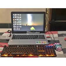 Laptop shoppers on a budget may not think they can afford a workhorse, but asus' x555la ($350) can power through tasks that would slow other budget machines to a stutter. Laptop Asus X555qa Bekas Amd A12 Ram 4gb Murah Win 10 Normal Lengkap Di Bekasi Tribunjualbeli Com