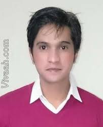 Garhwali Brahmin Bhatt Hindu 44 Years Groom/Boy New Delhi.