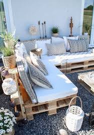 Gartenmobel Aus Paletten Aktuelle Ideen Fur Sommer 2018 Exotische Dekoration Fur Palett Pallet Garden Furniture Diy Garden Furniture Pallet Furniture Outdoor