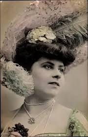 Künstler Ak Frauenportrait, Dame im..