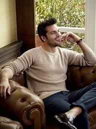 Serkan Cayoglu Karin Calistirma Unluler Aktor
