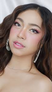 Endorsment shoot for today with the Man of the World , Kenneth Cabungcal  @kennethvincent_ 🫰 Kenneth shows how traceless makeup enhances without a  trace, leaving only fresh, flawless skin✨ Makeup and Hair