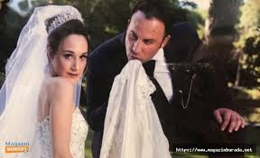 Barış arduç ile gupse özay çifti. Gupse Ozay Sonunda Baris Arduc U Evlilige Ikna Etti Ikili Nikah Icin Gun Aldi Optimus Haber