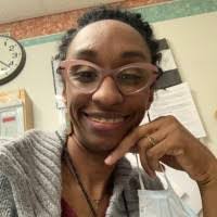 Kizzie Carter's Instagram, Twitter & Facebook