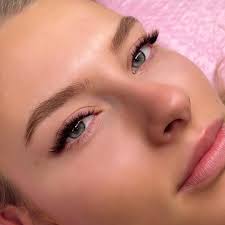 Lash & Brow Artist (@maddyxobeauty) • Instagram photos and videos