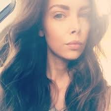 Amanda Coyle's Instagram, Twitter & Facebook