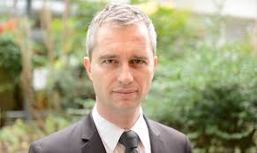 Biographie de Son excellence Monsieur David Martinon, Ambassadeur de France  (...)