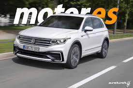 The volkswagen tiguan sets itself apart from other compact crossovers for its refined driving nature engine, transmission, and performance. Vw Werksurlaub 2021 2021 Volkswagen Golf Gti Review Pricing And Specs Iste Sportik Tasarimi Ile 2021 Golf Modellerinin Ozellikleri Decorados De Unas