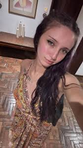 You look stunningly beautiful 🥰🥰 wanna be friends?