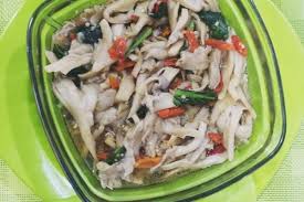 Cap cai atau capcay merupakan masakan khas yang sangat populer dari kemaren sore yodha minta mie goreng jowo.karena lagi nggak punya mie, kita beli aja di warung mie jowo. Menu Praktis Ramadan Capcay Jamur Saus Tiram