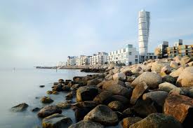 Kristianstad ist eine stadt im südlichen teil von schweden, in der mündung des flusses helgeson im norden der insel. Skane In Schweden Stadte Landschaft Sehenswurdigkeiten