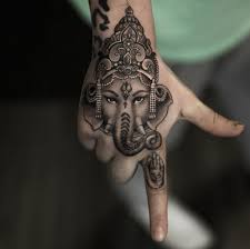 Elephant Hand Tattoo Fantasie Tatowierungen Tattoo Ideen Ganesha Tattoo