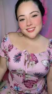 Eliza Alegría: Momentos Divertidos en el Recreo