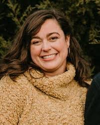 Sarah Cumberland's Instagram, Twitter & Facebook