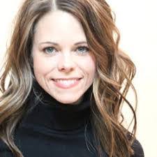 Jocelyn Wallace's Instagram, Twitter & Facebook