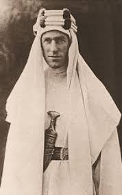 Lawrence's mission to aid the arab tribes in their revolt against the ottoman empire during the first world war. Lawrence Of Arabia 1888 1935 Personajes Destacados Personajes Historicos Heroes Personajes