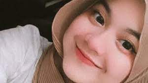 Scopri ricette, idee per la casa, consigli di stile e altre idee da provare. Cewek2 Cantik Lucu Berhijab Arsip Spektekno