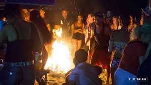 La pandemia de coronavirus ha motivado que este año, la tradicional bienvenida al verano en la noche de san juan no se haya podido celebrar como suele hacerse. Noche De San Juan Malaga 2021 Over Het Begin Van De Zomer In Malaga