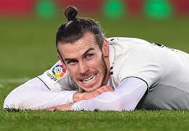 The welshman sparked wild speculation at the end of the season when he admitted the. Bale And Wife Donate 500 000 Pounds To Hospital Charity Rediff Sports