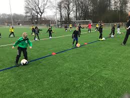 Diseños de uñas acrilicas : Football Skills At Arabvids Download Football Skill Tutorial Mp4 3gp Waploaded Crazy Football Skills Goals 2020 21 The Video Include Football Skills Tricks Dribbling Goals From Lionel Messi Cristiano