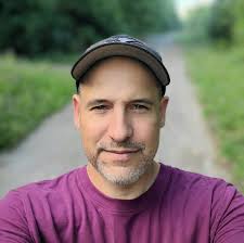 Bell representative going door to door in Welland