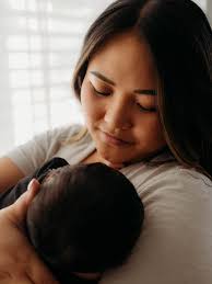 Congratulations to the beautiful newlyweds ✨ fun fact me and my husband  also got married at a courthouse & I LOVE courthouse weddings. I get to  photograph another beautiful couples courthouse wedding